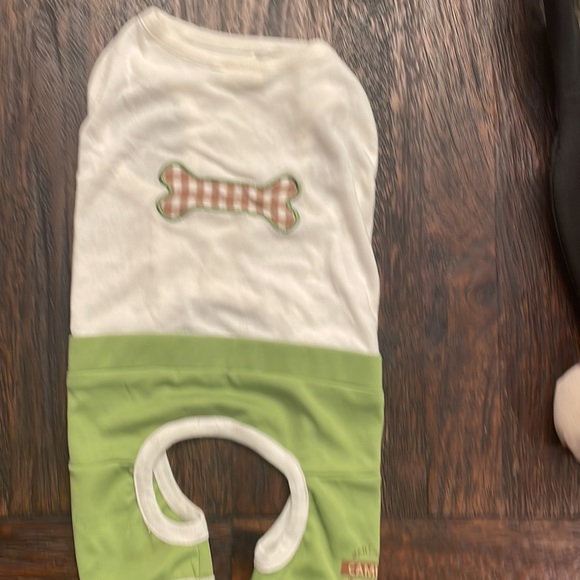 Lot small/med dog clothes gently used - Picture 2 of 11